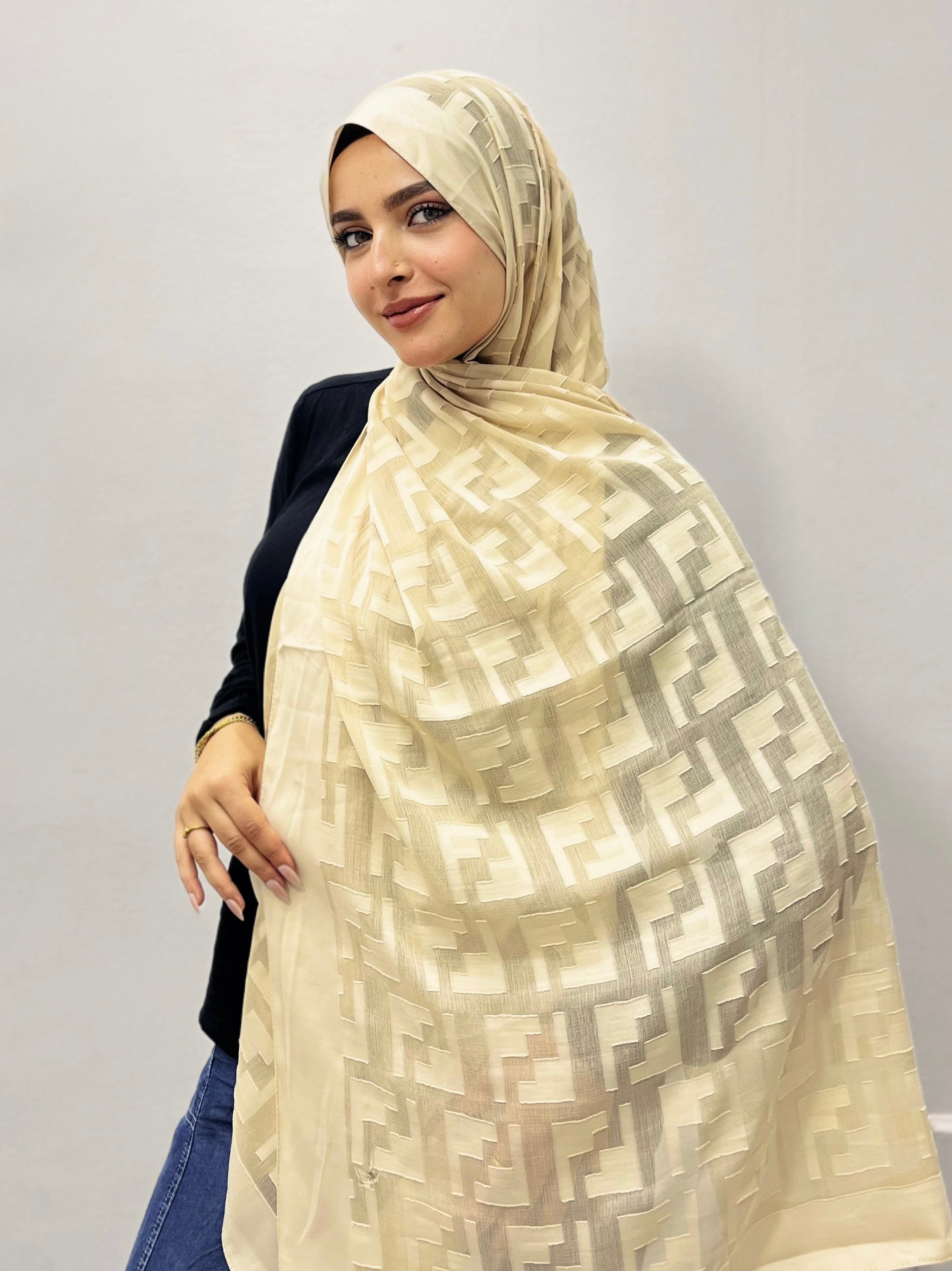 Kenz Devoré F Scarf
