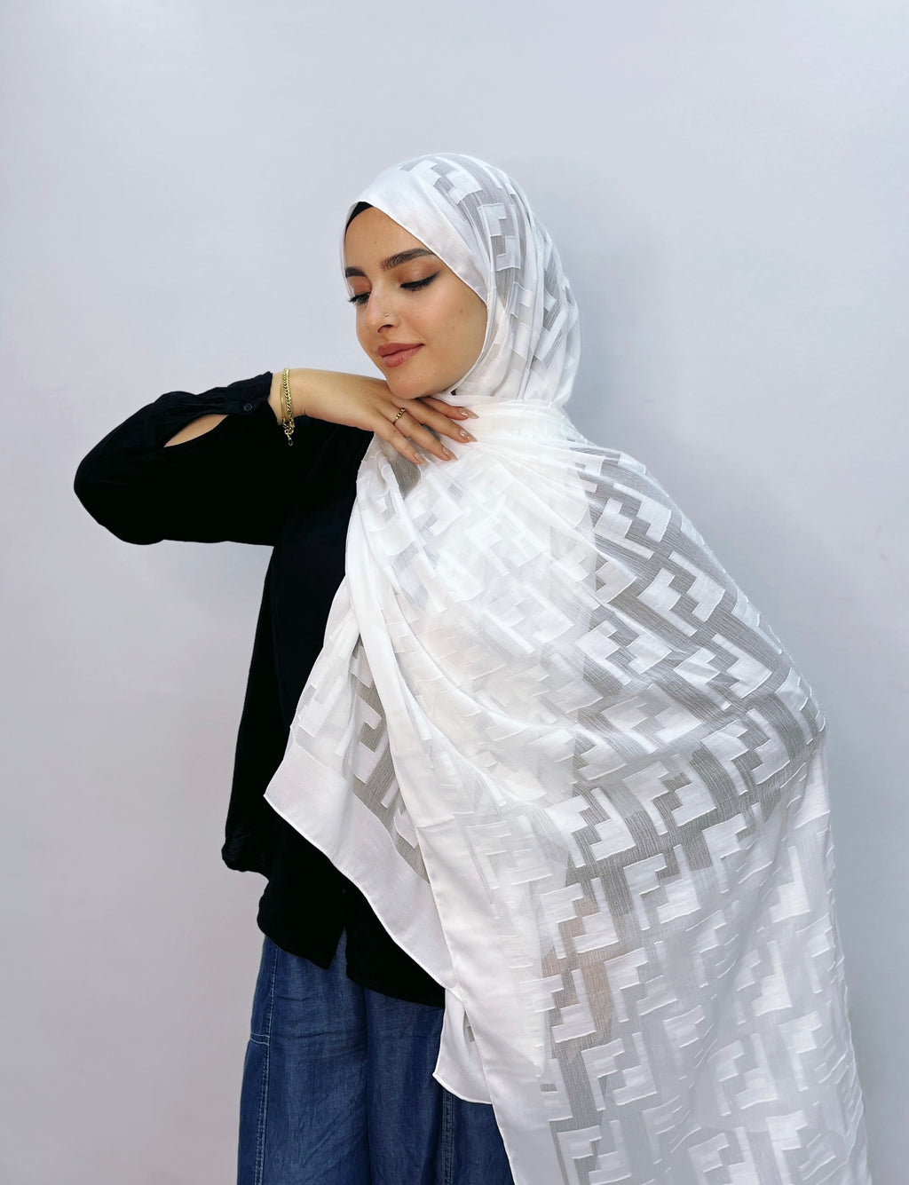 Kenz Devoré F Scarf