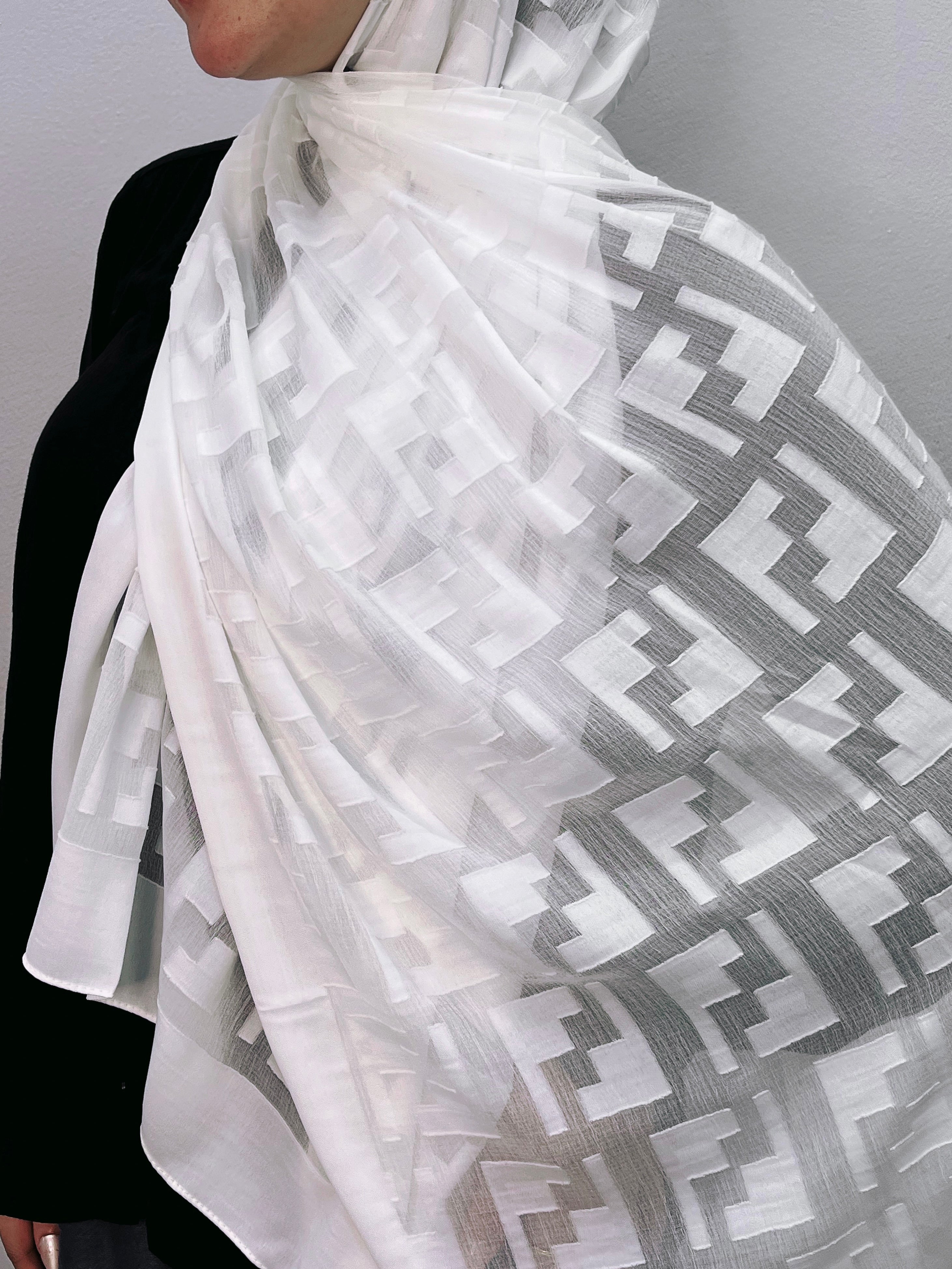 Kenz Devoré F Scarf