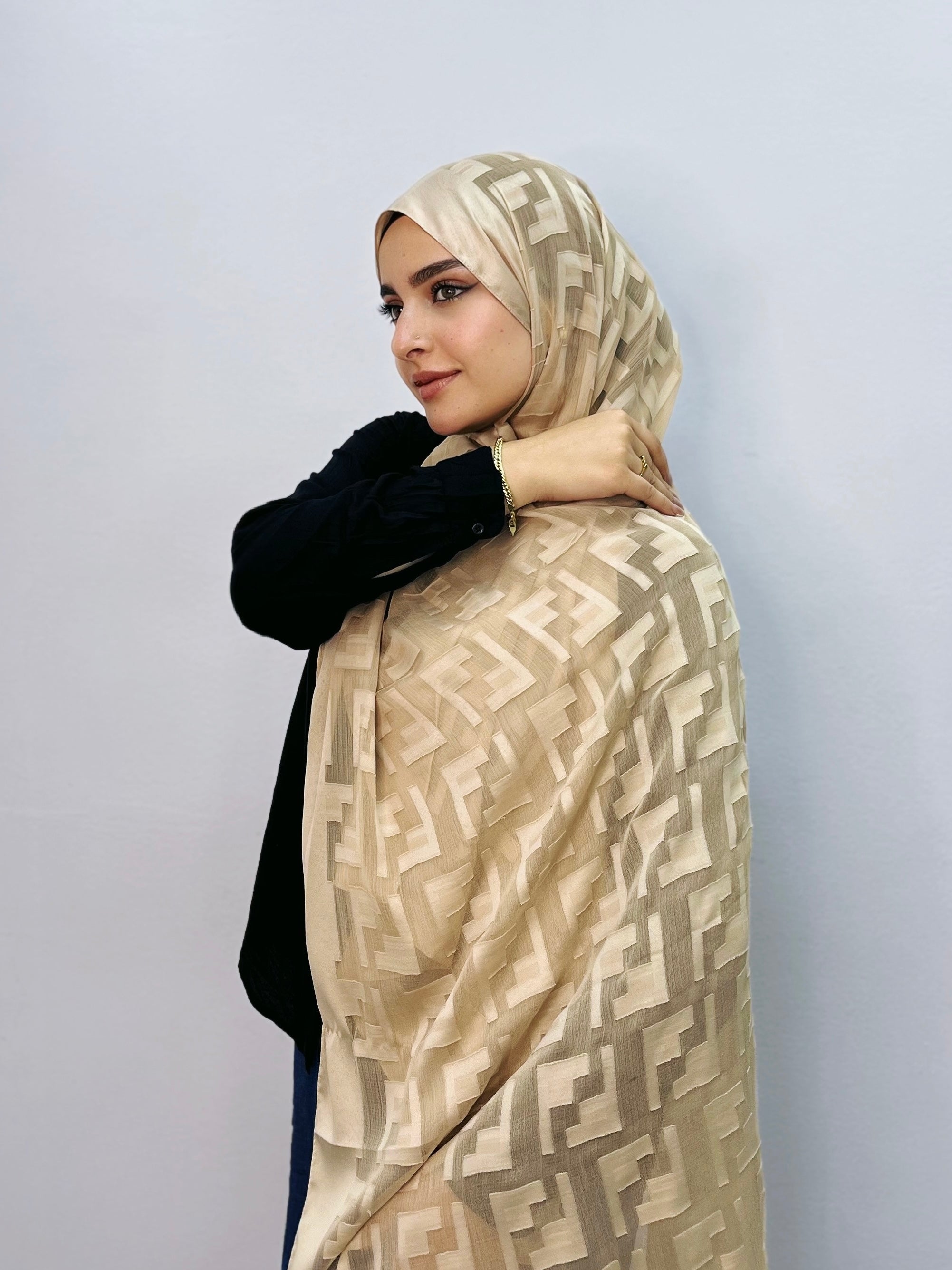 Kenz Devoré F Scarf
