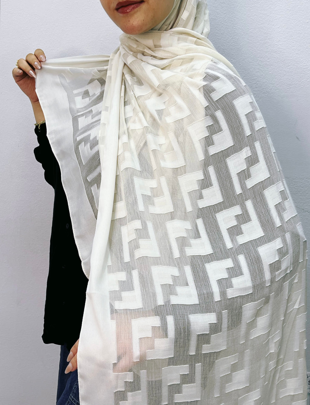 Kenz Devoré F Scarf