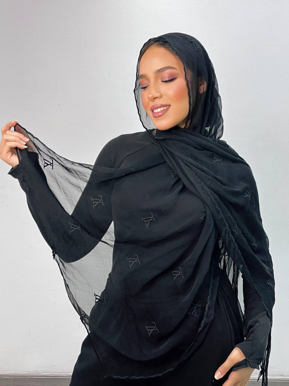 Julia LV Veil